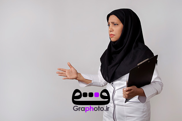 دانلود عکس با کیفیت پرستار عصبانی