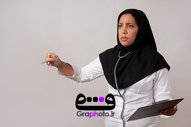 دانلود عکس با کیفیت پرستار عصبانی