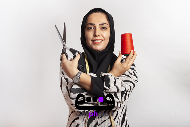 عکس با کیفیت خانم خیاط