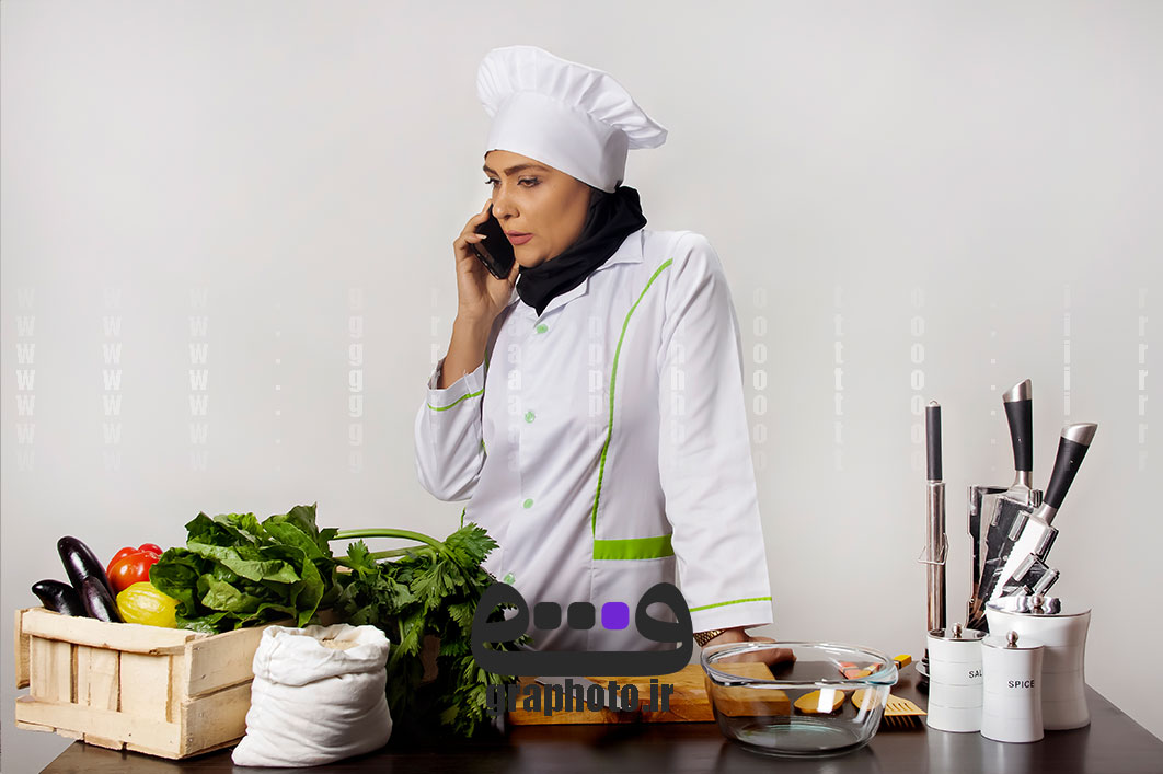 دانلود عکس آشپز خانم ایرانی با موبایل