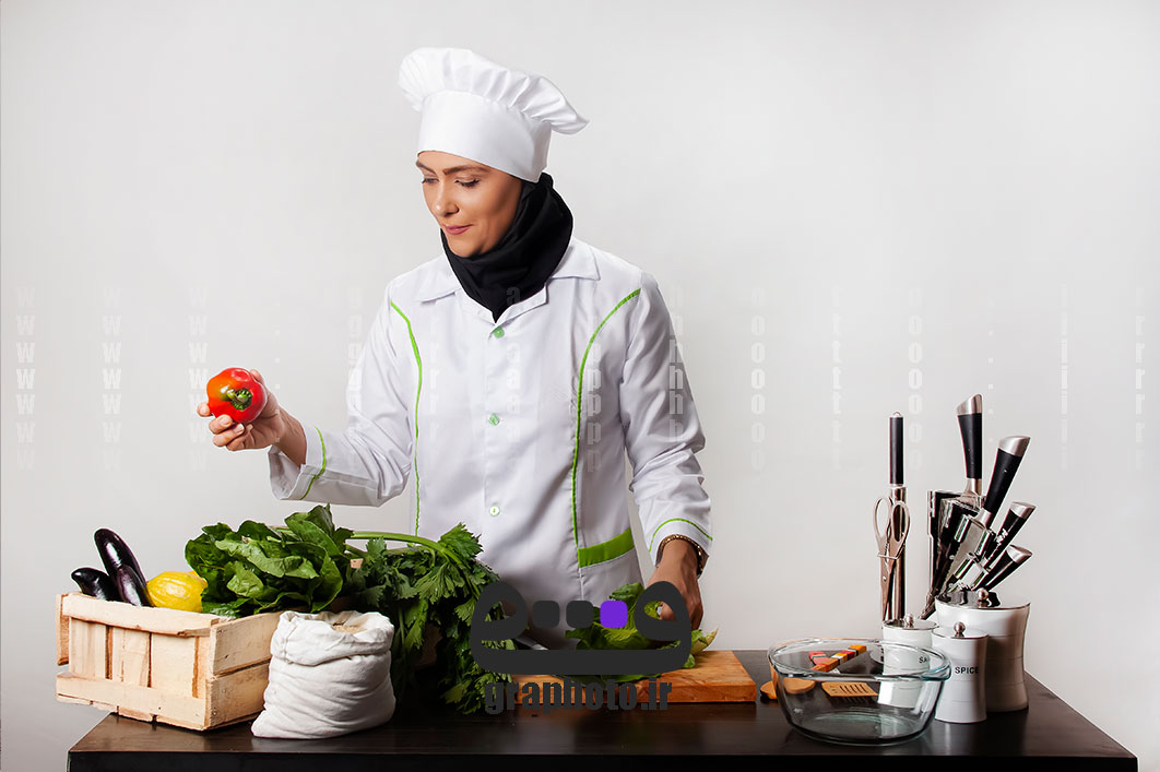 دانلود عکس باکیفیت خانم آشپز